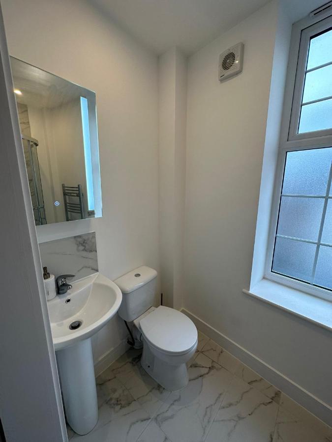 The Walworth Retreat- Cozy Flats In London Apartment ภายนอก รูปภาพ